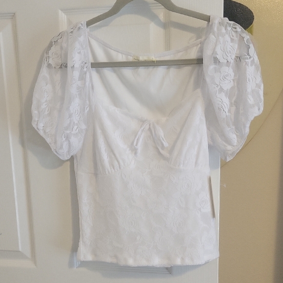 Frankee & Skylarr Other - Frankee & Skyler SzLg Youth Chic White Lace Puff Sleeve lined Blouse NWT